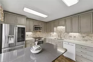 879 Brookleigh Ct, Winston-Salem, NC 27104 - Photo 21