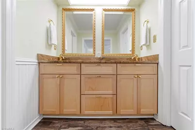 879 Brookleigh Court, Winston-Salem, NC 27104 - Photo 27