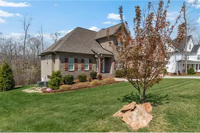 7623 Monty Drive, Kernersville, NC 27284 - Photo 3