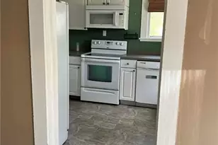 917 1st St, Eden, NC 27288 - Photo 13