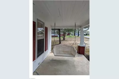 917 First Street, Eden, NC 27288 - Photo 5