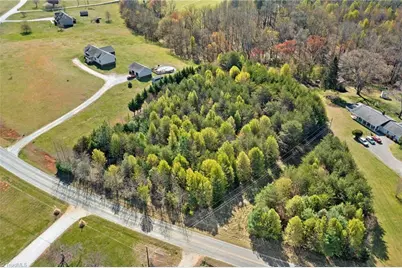 000 Holly Springs Road, Mount Airy, NC 27030 - Photo 11