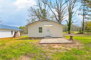 525 Booker T Washington Ave, Asheboro, NC 27203 - Photo 19