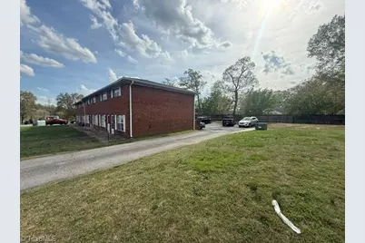 10 Liberty Drive #A/G, Thomasville, NC 27360 - Photo 5