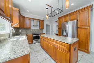 225 Fox Ridge Cir, Lewisville, NC 27023 - Photo 7