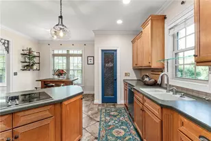 602 Wigeon Dr, Greensboro, NC 27455 - Photo 13