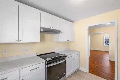 810 Elwell Avenue, Greensboro, NC 27405 - Photo 19