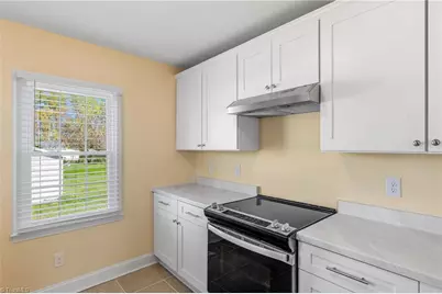 810 Elwell Avenue, Greensboro, NC 27405 - Photo 17