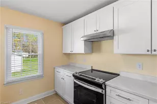 810 Elwell Ave, Greensboro, NC 27405 - Photo 17