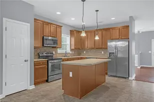 187 Tyler View Ct, Burlington, NC 27215 - Photo 19