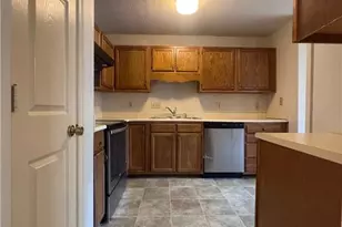 15 Meadowood Glen Way, Greensboro, NC 27409 - Photo 5