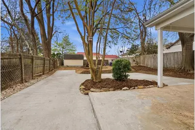 1716 Elizabeth Avenue, Winston-Salem, NC 27103 - Photo 11