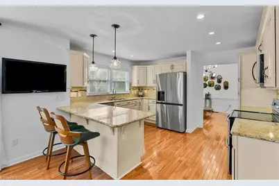 405 Overman Street, Greensboro, NC 27410 - Photo 11