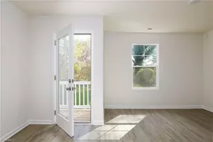 711 Fairview St, High Point, NC 27260 - Photo 9