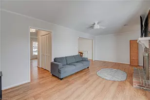 4984 Chrisfield Ln, Winston-Salem, NC 27104 - Photo 11