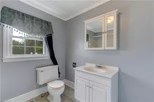 710 E Stadium Dr, Eden, NC 27288 - Photo 23