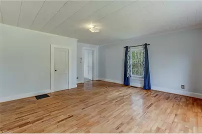 710 E Stadium Drive, Eden, NC 27288 - Photo 5