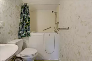 710 E Stadium Dr, Eden, NC 27288 - Photo 19