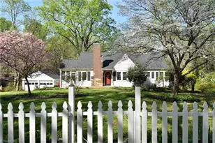 122 Linbrook Dr, Winston-Salem, NC 27106 - Photo 1