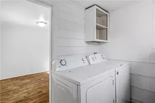 1618 Glenwood Ave, Greensboro, NC 27403 - Photo 13