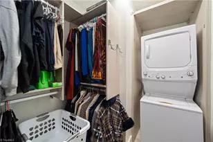 810 W 4th St, Winston-Salem, NC 27101 - Photo 27