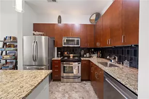 810 W 4th St, Winston-Salem, NC 27101 - Photo 7