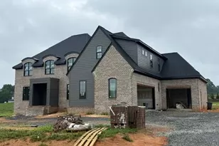 2818 Lockland Dr, Oak Ridge, NC 27310 - Photo 3