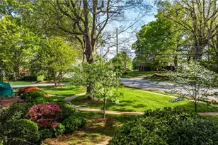 304 S Fayetteville St, Liberty, NC 27298 - Photo 37