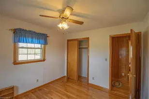 3556 White Plains Rd, Roaring River, NC 28669 - Photo 21