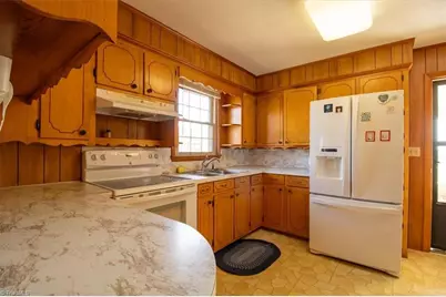 3556 White Plains Road, Roaring River, NC 28669 - Photo 13