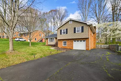 2122 Leeds Lane, Winston-Salem, NC 27103 - Photo 3