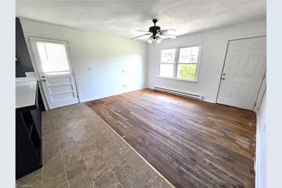 133 Georgia Avenue, Mount Airy, NC 27030 - Photo 5