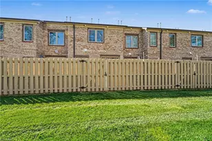 4346 Trotting Brk Ln, High Point, NC 27265 - Photo 33