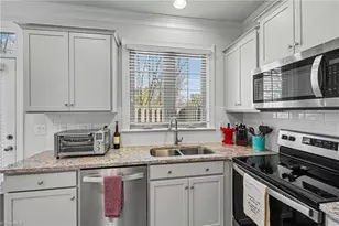 4346 Trotting Brk Ln, High Point, NC 27265 - Photo 15