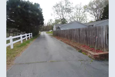 4543 Pleasant Garden Road, Greensboro, NC 27406 - Photo 7