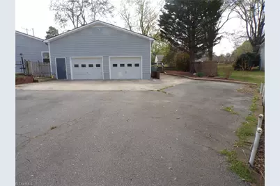 4543 Pleasant Garden Road, Greensboro, NC 27406 - Photo 41