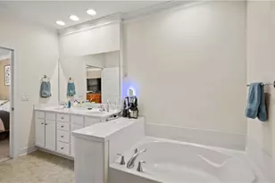 2711 Monticello Ct, Burlington, NC 27215 - Photo 13