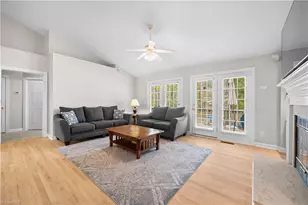 214 Lucas Park Dr, Greensboro, NC 27455 - Photo 9