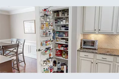 21 Wexford Circle, Thomasville, NC 27360 - Photo 5