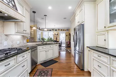 2708 Sturbridge Court, Burlington, NC 27215 - Photo 7