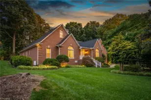 2708 Sturbridge Ct, Burlington, NC 27215 - Photo 1