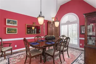 2708 Sturbridge Ct, Burlington, NC 27215 - Photo 5