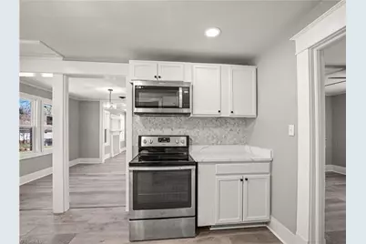 528 Roy Avenue, High Point, NC 27260 - Photo 9