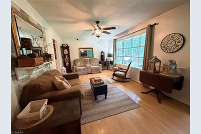 357 Holly Hill Street, North Wilkesboro, NC 28659 - Photo 5