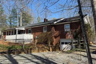 357 Holly Hill St, North Wilkesboro, NC 28659 - Photo 47