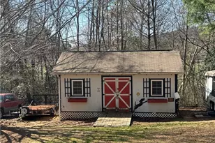 357 Holly Hill St, North Wilkesboro, NC 28659 - Photo 39