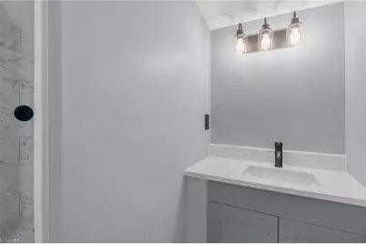 1132 W Green Street, Thomasville, NC 27360 - Photo 23