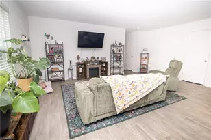 109 Bunting Dr, Lexington, NC 27295 - Photo 5