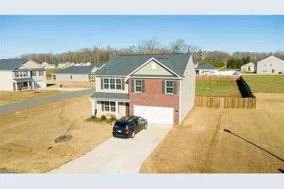 109 Bunting Drive, Lexington, NC 27295 - Photo 3