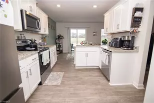 109 Bunting Dr, Lexington, NC 27295 - Photo 3